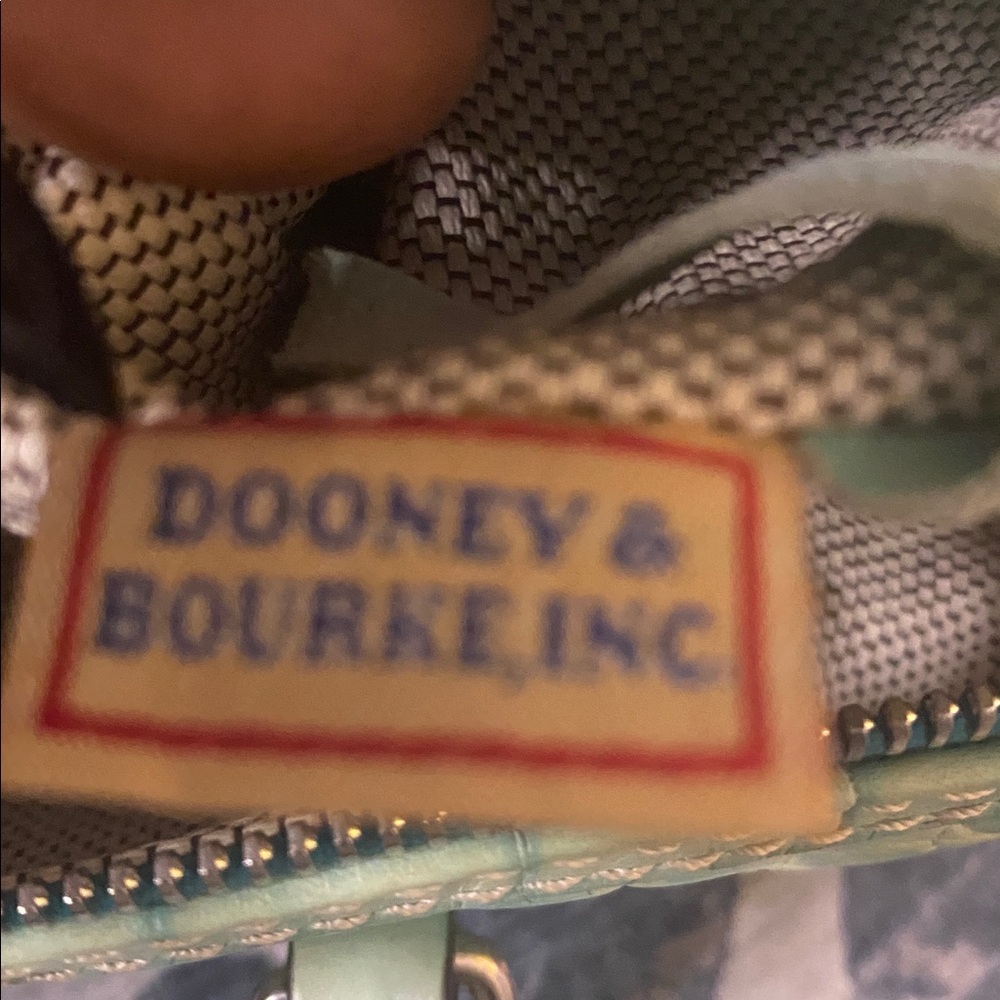 Dooney & Bourke mint green Nile collection set with charms - Picture 8 of 11